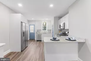 2712 W Mosher St, Baltimore, MD 21216 - Photo 12