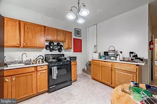 2005 Homewood Ave, Baltimore, MD 21218 - Photo 4