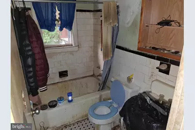 4035 Cedardale Road, Baltimore, MD 21215 - Photo 10