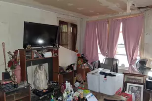 4035 Cedardale Rd, Baltimore, MD 21215 - Photo 4