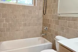 804 Hollins St, Baltimore, MD 21201 - Photo 26
