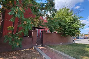 804 Hollins St, Baltimore, MD 21201 - Photo 40