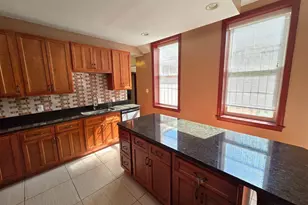 804 Hollins St, Baltimore, MD 21201 - Photo 8