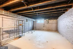 112 S East Ave, Baltimore, MD 21224 - Photo 38