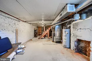 1410 E Oliver St, Baltimore, MD 21213 - Photo 40