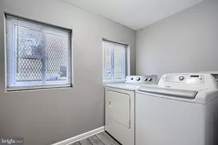 1410 E Oliver St, Baltimore, MD 21213 - Photo 18