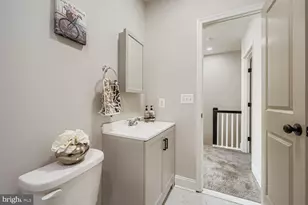 4119 Fairview Ave, Baltimore, MD 21216 - Photo 16