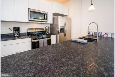 600 S Linwood Avenue #A, Baltimore, MD 21224 - Photo 10