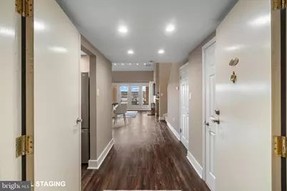1040 Deer Ridge Drive #516, Baltimore, MD 21210 - Photo 2