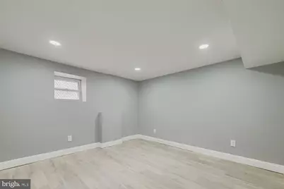 4111 Penhurst Avenue, Baltimore, MD 21215 - Photo 32