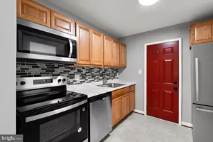 3011 W Lanvale St, Baltimore, MD 21216 - Photo 8