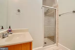 706 S Bond St, Baltimore, MD 21231 - Photo 28