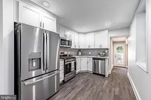 708 W 34th St, Baltimore, MD 21211 - Photo 8