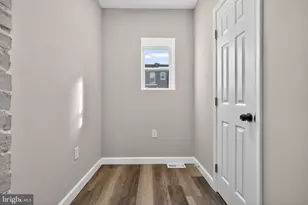 2808 Waldorf Ave, Baltimore, MD 21215 - Photo 8