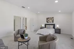 1256 Dockside Cir, Baltimore, MD 21224 - Photo 12