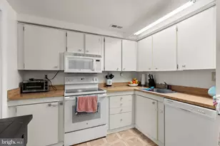 6317 Park Heights Ave, Baltimore, MD 21215 - Photo 12