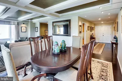 10 E Lee Street #1802, Baltimore, MD 21202 - Photo 4