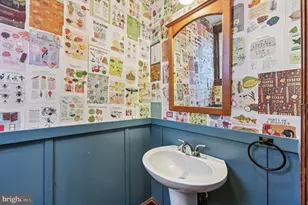 5205 Hampnett Ave, Baltimore, MD 21214 - Photo 8