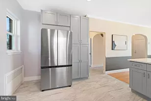 3704 Egerton Rd, Baltimore, MD 21215 - Photo 10