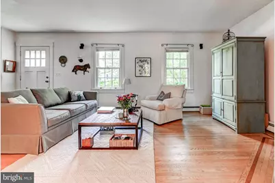 326 Saint Dunstans Road, Baltimore, MD 21212 - Photo 8