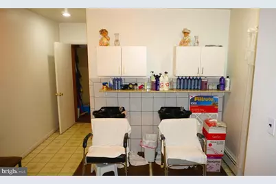 242 S Highland Avenue, Baltimore, MD 21224 - Photo 12