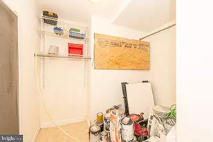 307 E 25th St, Baltimore, MD 21218 - Photo 18