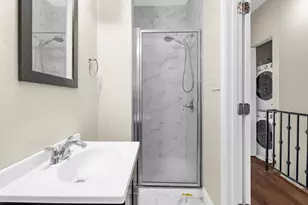 911 N Bradford St, Baltimore, MD 21205 - Photo 14