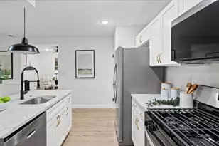 1007 Mt Holly St, Baltimore, MD 21229 - Photo 14