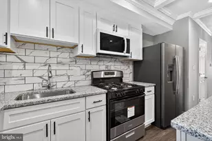 320 S Pulaski St, Baltimore, MD 21223 - Photo 10