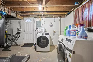 4534 Hazelwood Ave, Baltimore, MD 21206 - Photo 24