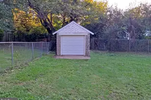 3205 Beverly Rd, Baltimore, MD 21214 - Photo 30