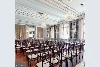 1 E Chase Street #804, Baltimore, MD 21202 - Photo 18