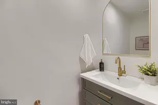 312 S East Ave, Baltimore, MD 21224 - Photo 12