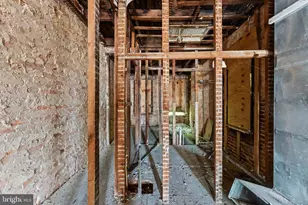 809 Appleton St, Baltimore, MD 21217 - Photo 12