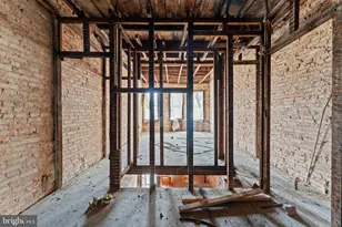 809 Appleton St, Baltimore, MD 21217 - Photo 16