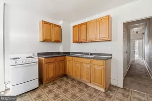 2420 Greenmount Ave, Baltimore, MD 21218 - Photo 32