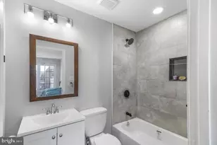 311 S Augusta Ave, Baltimore, MD 21229 - Photo 16