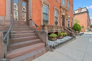 1118 St Paul St, Baltimore, MD 21202 - Photo 2