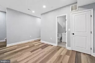 3737 Fords Ln, Baltimore, MD 21215 - Photo 10