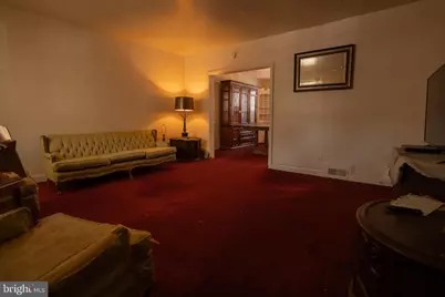 839 N. Chapel Gate Lane, Baltimore, MD 21229 - Photo 2