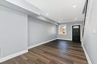 3707 Colborne Rd, Baltimore, MD 21229 - Photo 10