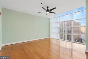 2772 Lighthouse Point E, Baltimore, MD 21224 - Photo 16