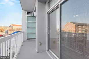 2772 Lighthouse Point E, Baltimore, MD 21224 - Photo 34