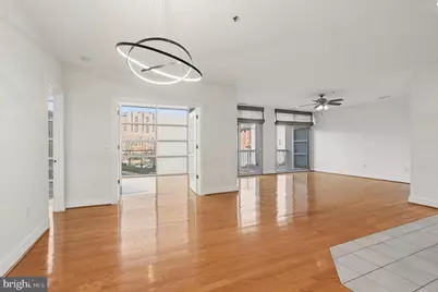 2772 Lighthouse Point E #201, Baltimore, MD 21224 - Photo 8