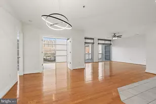 2772 Lighthouse Point E, Baltimore, MD 21224 - Photo 8