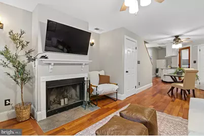 2010 Fountain Street, Baltimore, MD 21231 - Photo 4