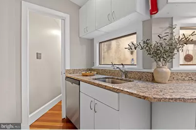 2010 Fountain Street, Baltimore, MD 21231 - Photo 18