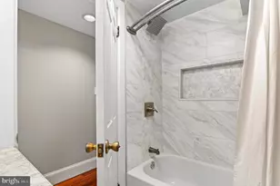 2010 Fountain St, Baltimore, MD 21231 - Photo 28