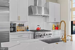 3419 Brewers Green Way, Baltimore, MD 21224 - Photo 18