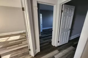 2010 Ruxton Ave, Baltimore, MD 21216 - Photo 16